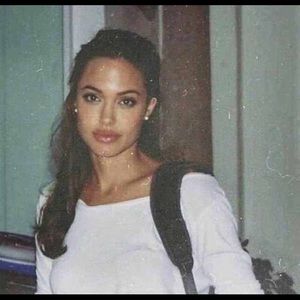 Meet your Posher, Manuela